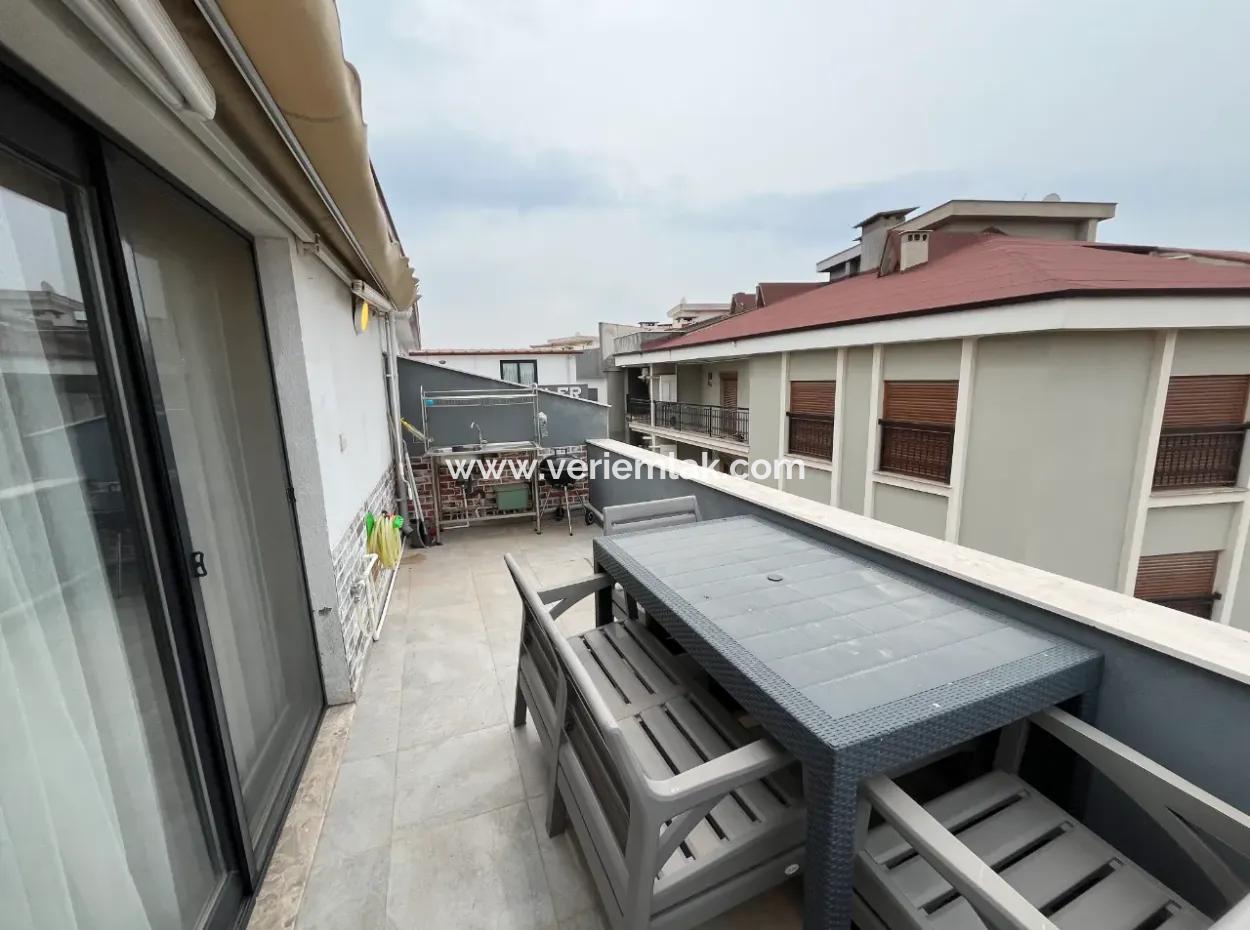 Zu Verkaufen | 4 1 Duplex Mit Grosser Reihe Im Bezirk Camikebir