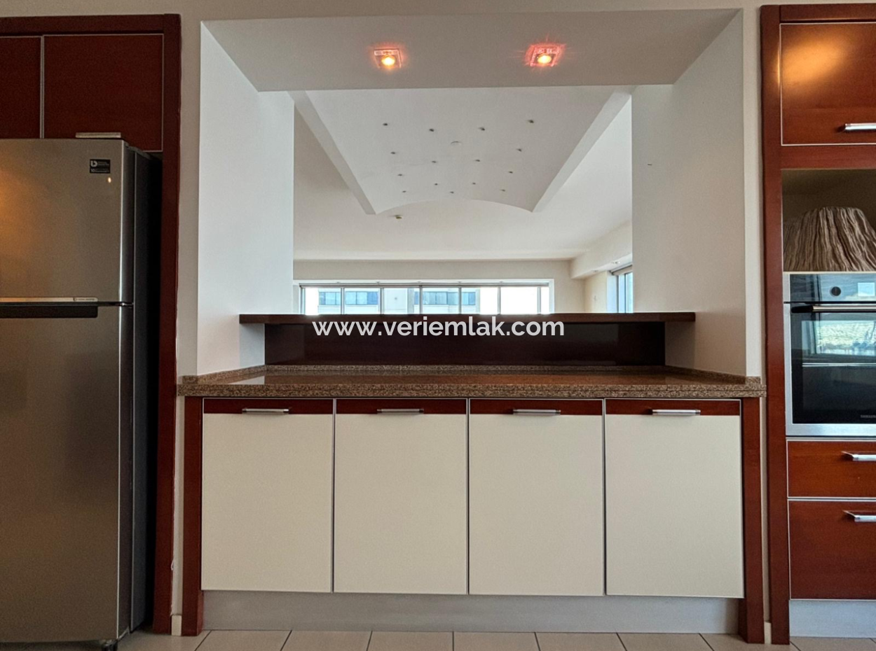 Alsancak Punta Wohnung 4 1 260 M² Wohnung Zur Miete Mit Meerblick!