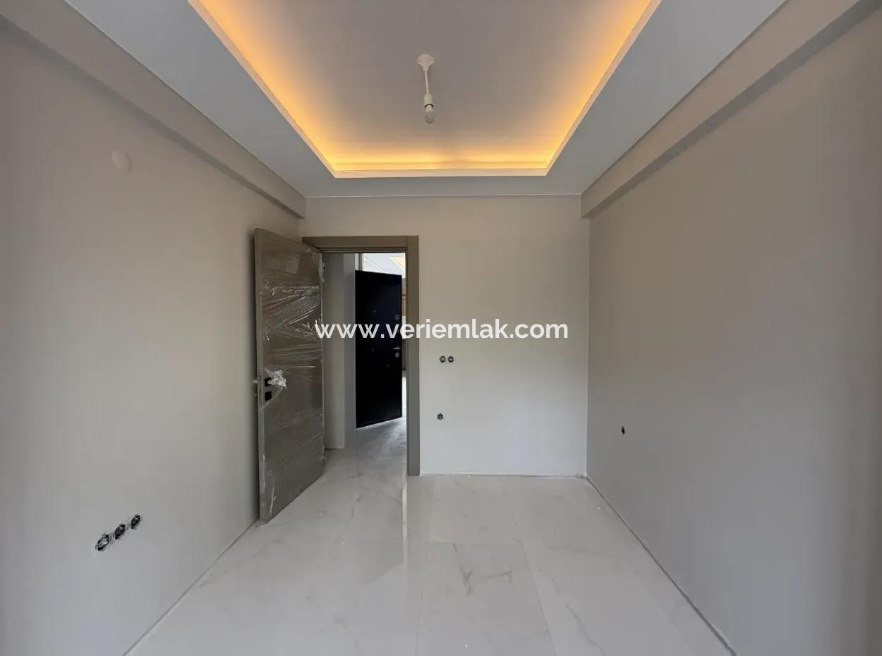 Luxuriöse Neue Wohnung Mit Küche Auf 1 1 Insel In Der Nähe Des Krankenhauses Von Veri!