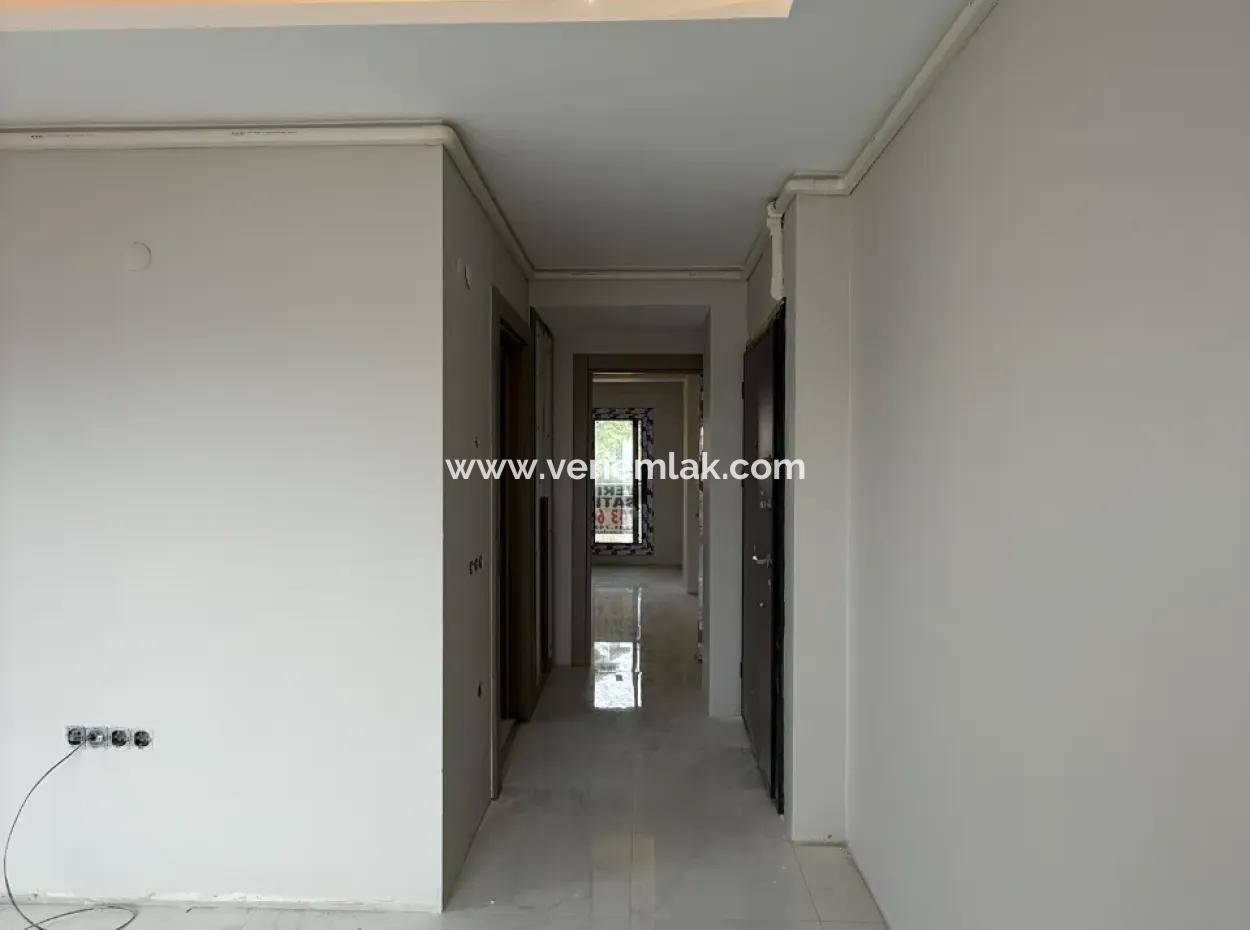 Luxuriöse Neue Wohnung Mit Küche Auf 1 1 Insel In Der Nähe Des Krankenhauses Von Veri!