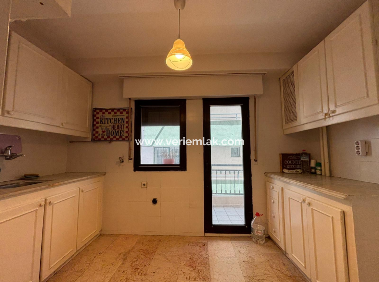 Alsancak Poet Eşref Boulevard 3 1 115M2 Wohnung Zu Vermieten!
