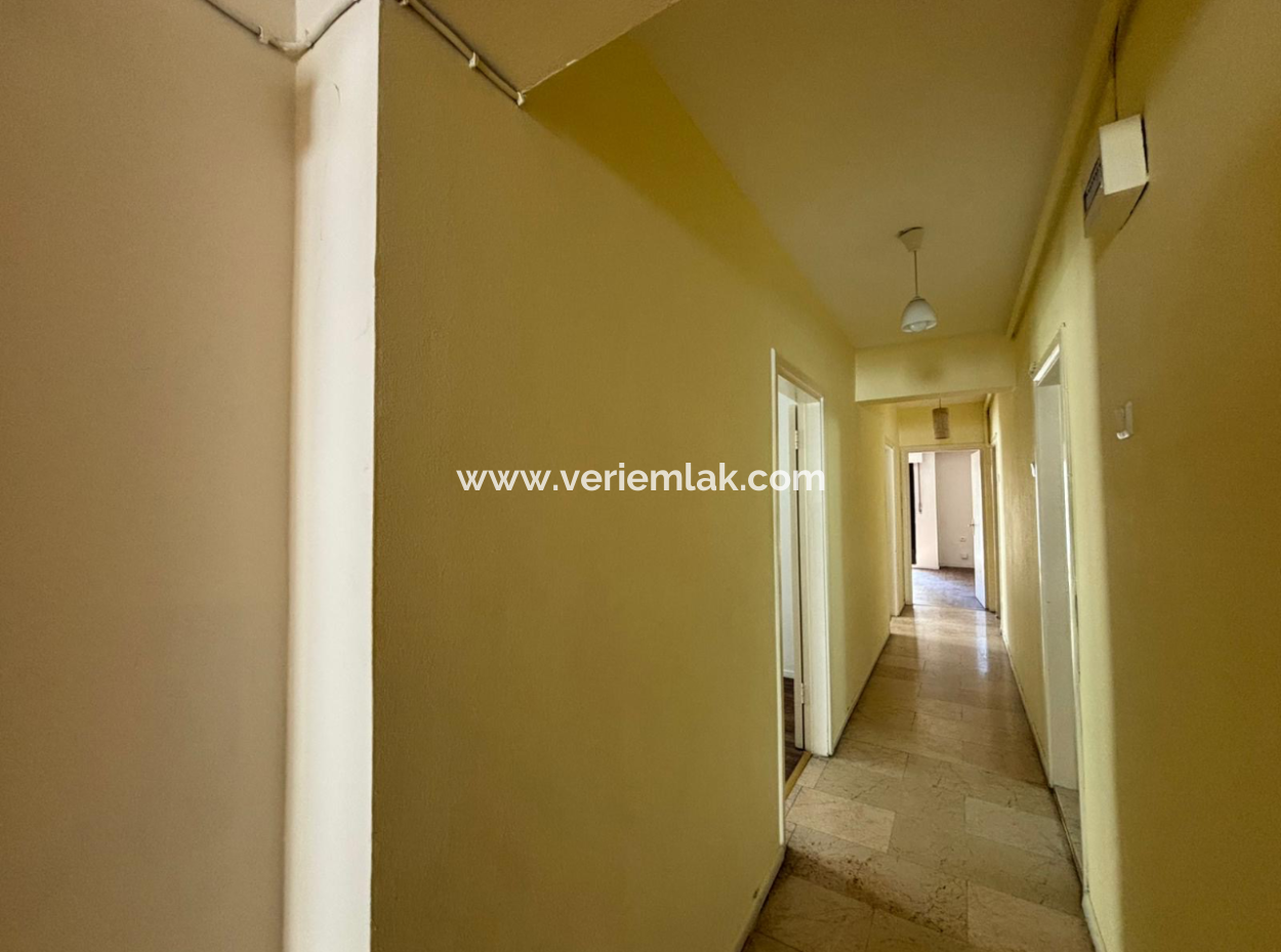 Alsancak Poet Eşref Boulevard 3 1 115M2 Wohnung Zu Vermieten!