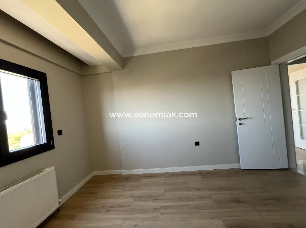 Geräumige 3 1 Wohnungen Zur Vermietung In Der Seferihisar Kuşadasi-Strasse