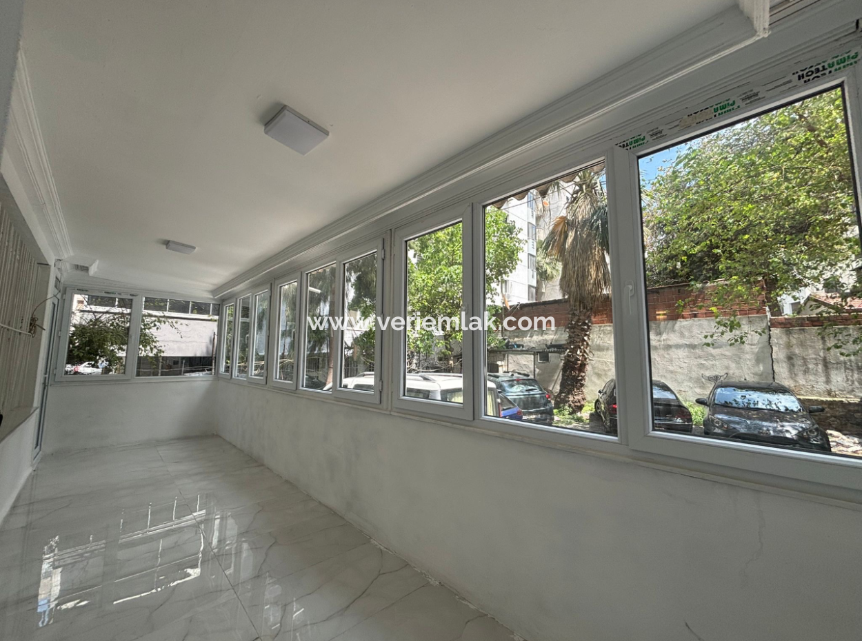 Alsancak Talatpaşa In Der Nähe Des Parkplatzes 2 1 70M² Gewerbe Zur Miete