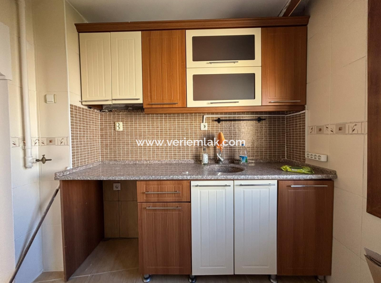 Alsancak Dutlu Straße Mevkii Ecke 3 1 6. Stock 110M² Wohnung Zu Mieten