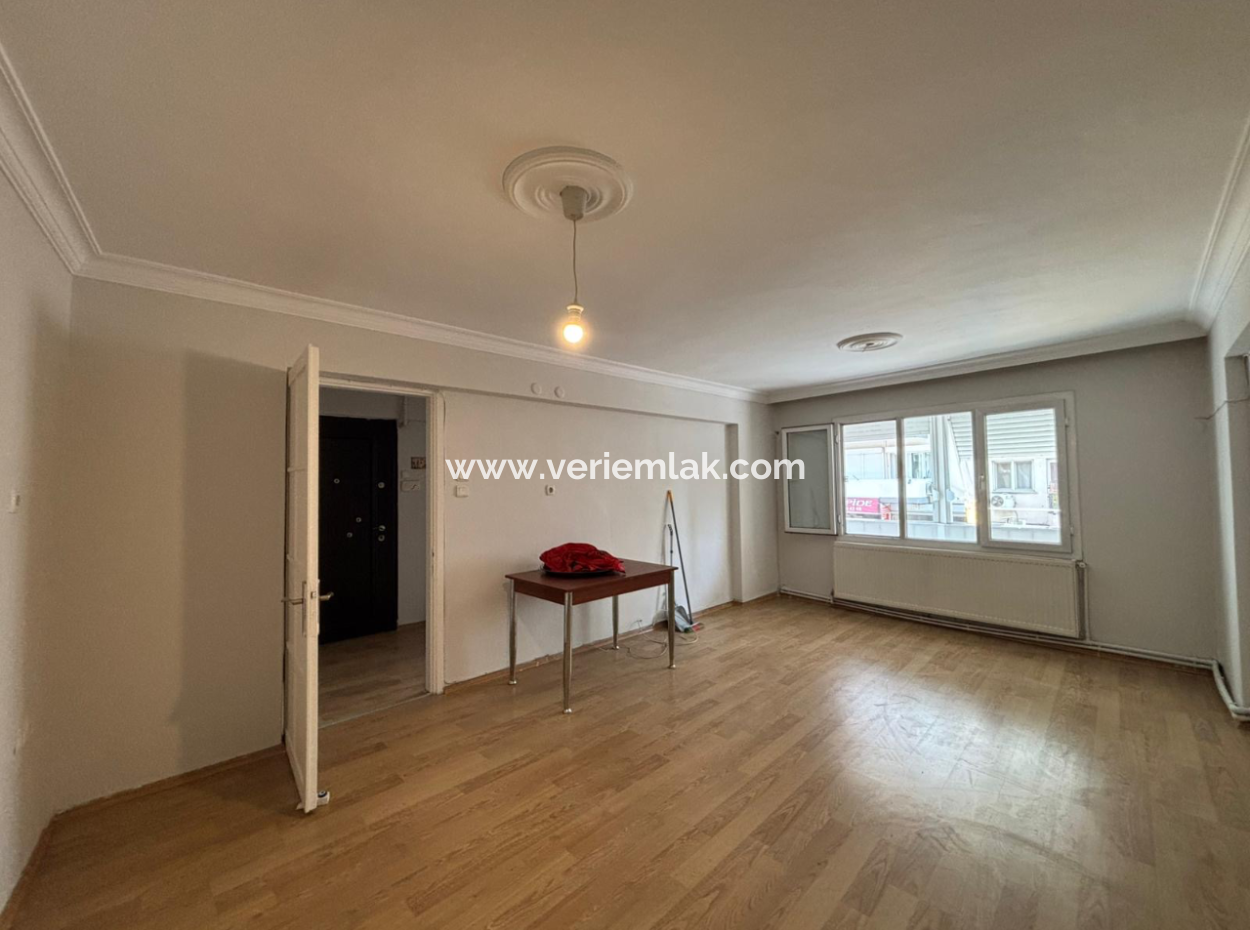 Kombi-Wohnung Im 1. Stock Zur Vermietung In Der Alsancak Kahramanlar Akincilar Strasse!