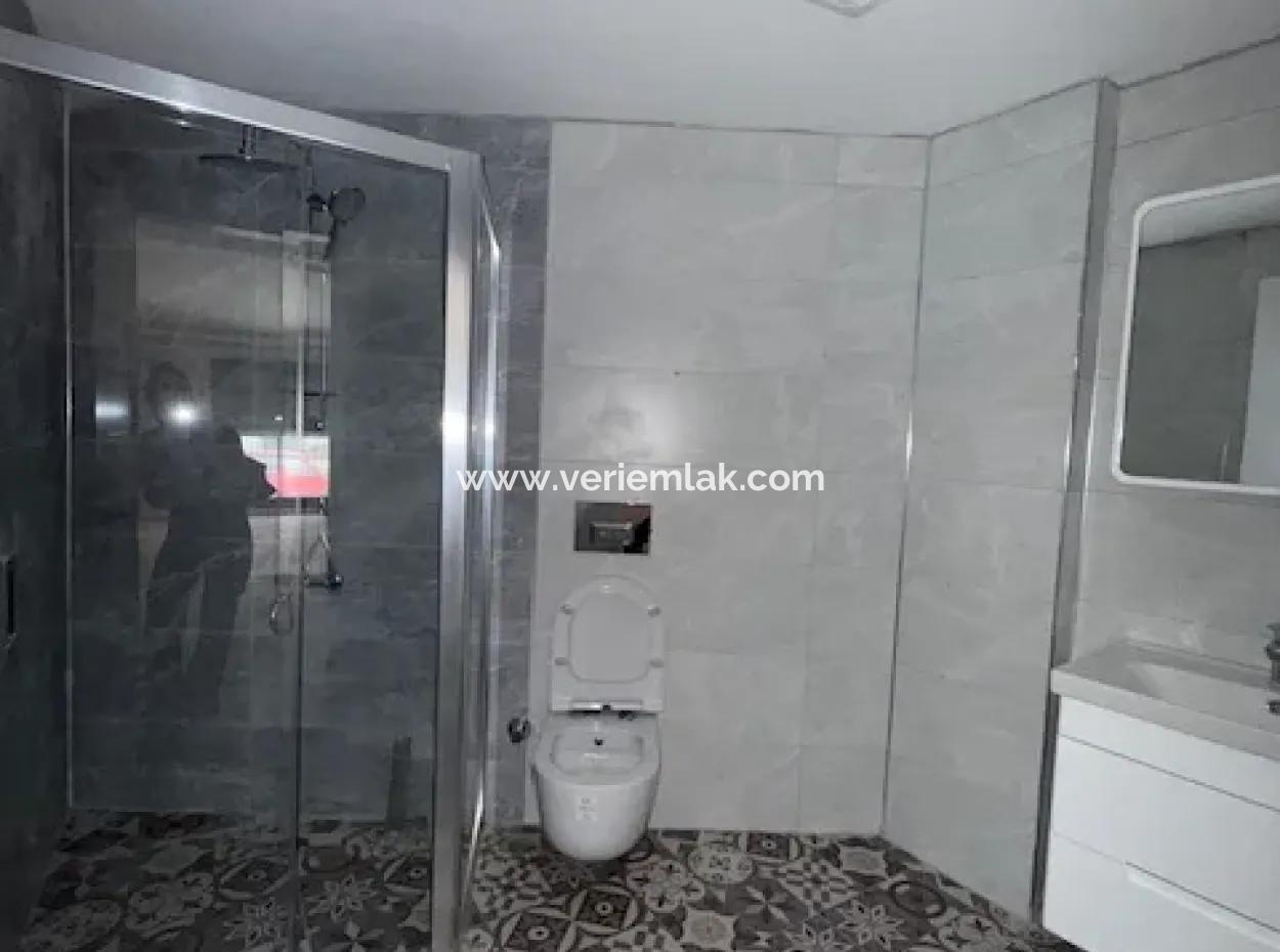 Komfortable Und Luxuriöse Wohnung Zum Verkauf Im Viertel Seferihisar Çolak Ibrahim Bey
