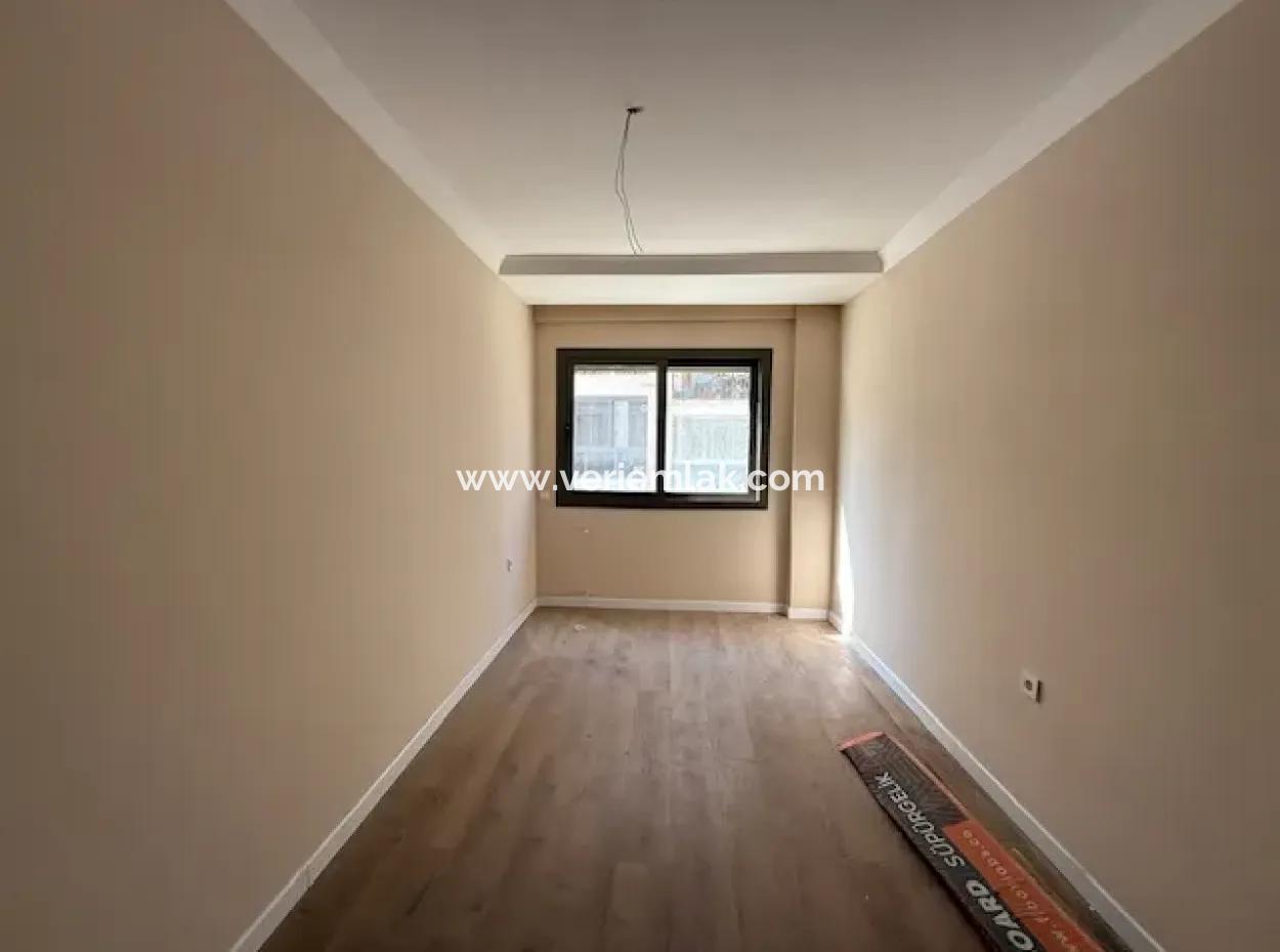 Komfortable Und Luxuriöse Wohnung Zum Verkauf Im Viertel Seferihisar Çolak Ibrahim Bey