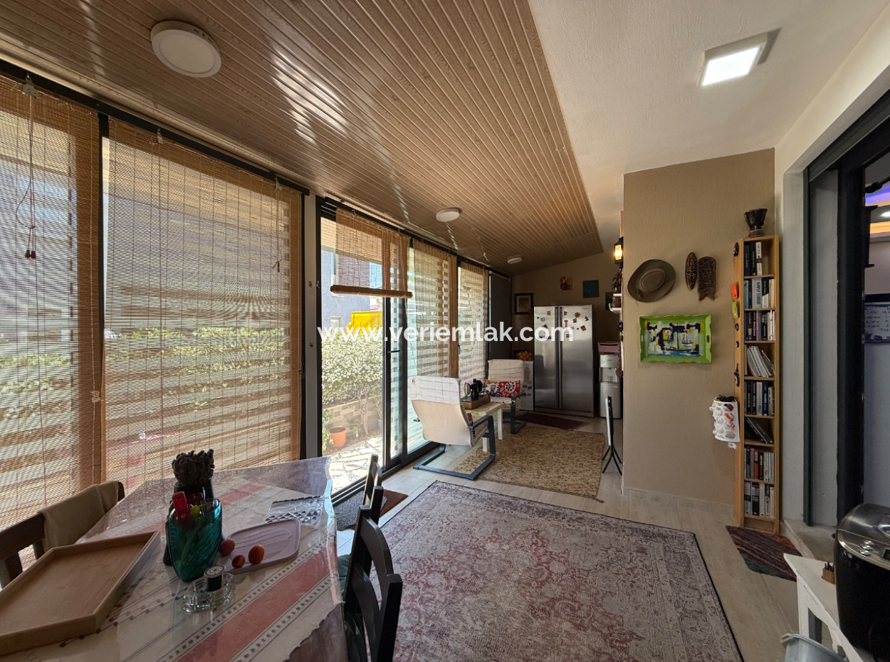 Villa Mit Komfortablem Und Angenehmem Wohnraum In Seferihisar Akarca