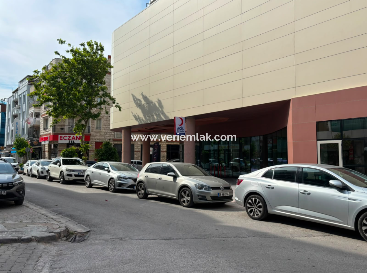 40M2 Wc Shop Zur Miete Gegenüber Emot In Alsancak Kahramanlar!