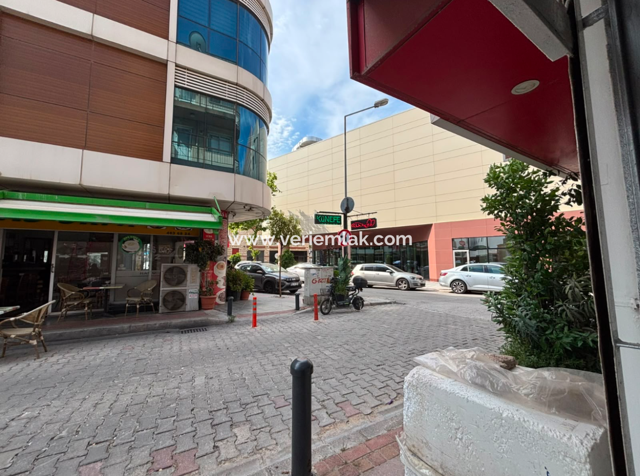40M2 Wc Shop Zur Miete Gegenüber Emot In Alsancak Kahramanlar!