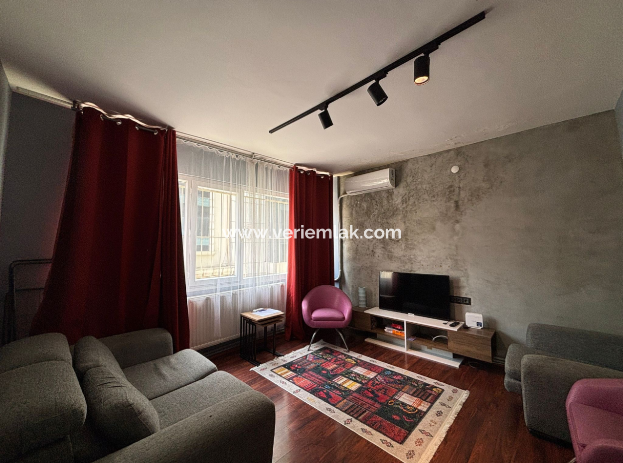 1 1 Moderne Möblierte Wohnung Zur Miete In Alsancak Kahramanlar