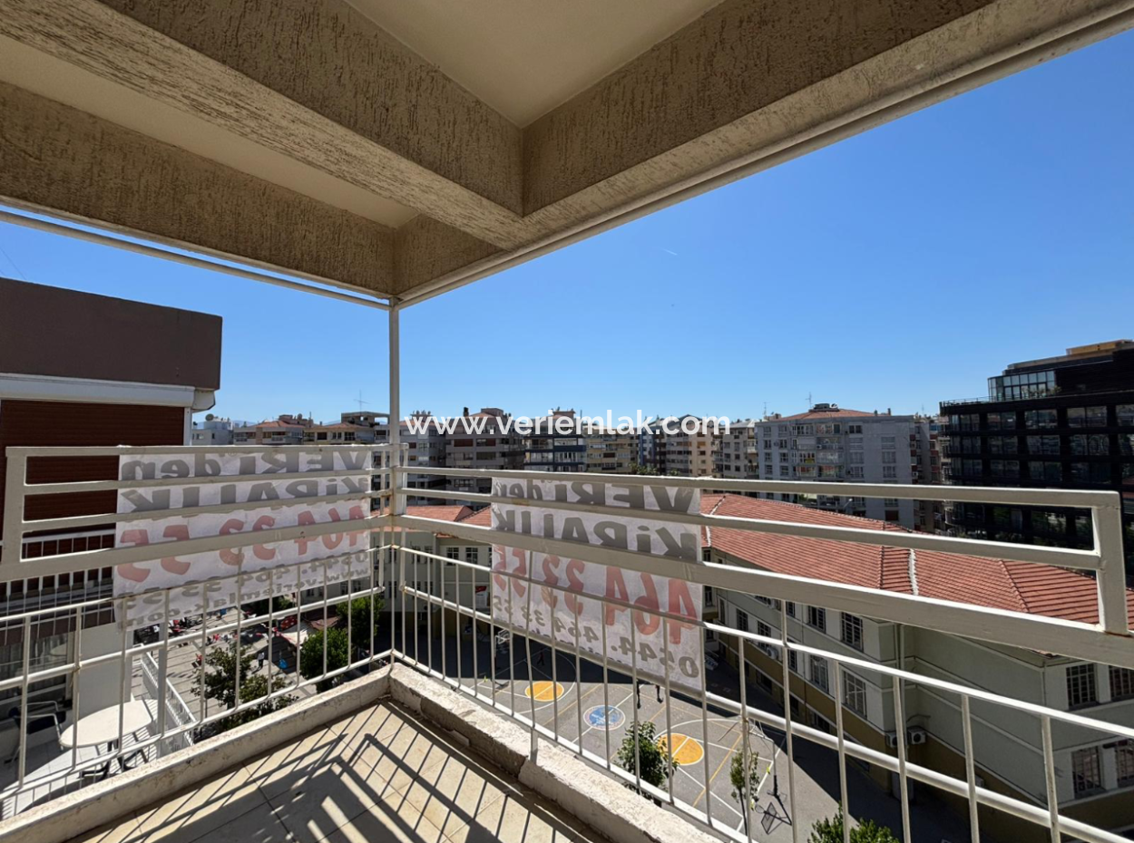Alsancak Gazi Schule Gegenüber Open Front 3 1 Gut Gepflegte Wohnung Zur Miete