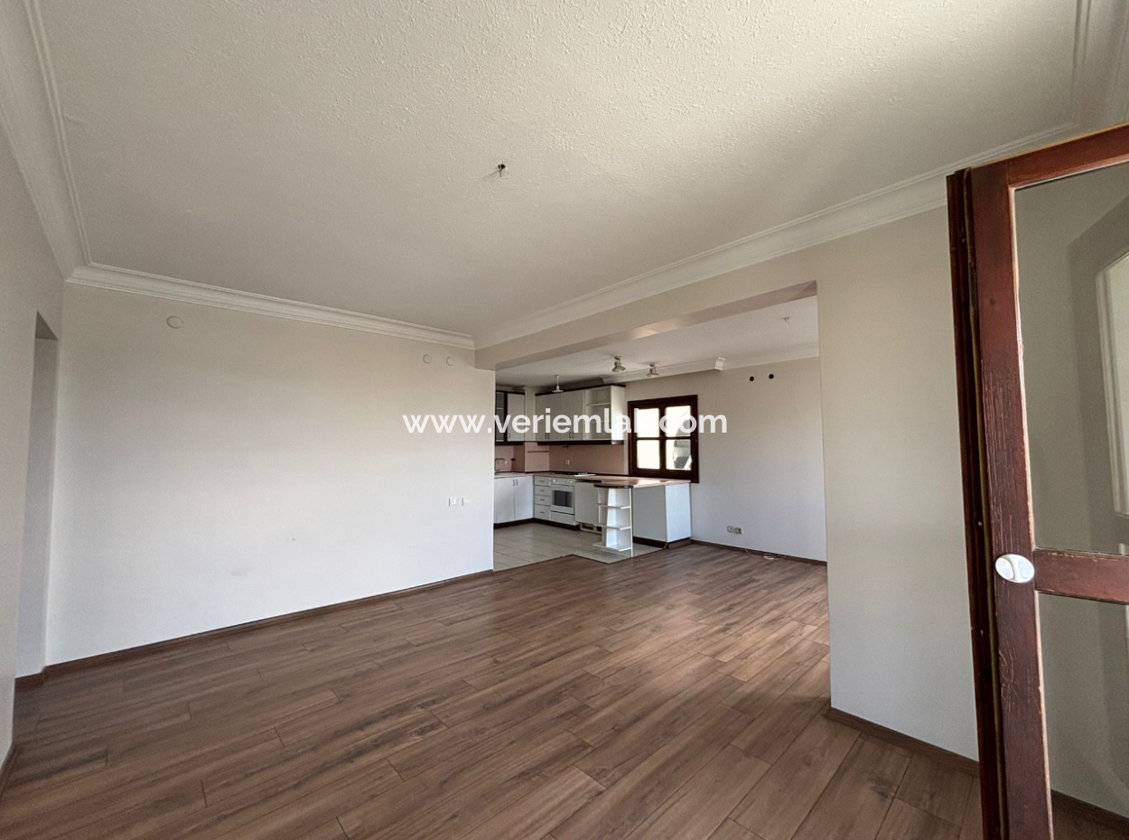 16. Stock Reihenhaus, 11 Wohnung Zu Miete In Karşıyaka Mavişehir Albatros