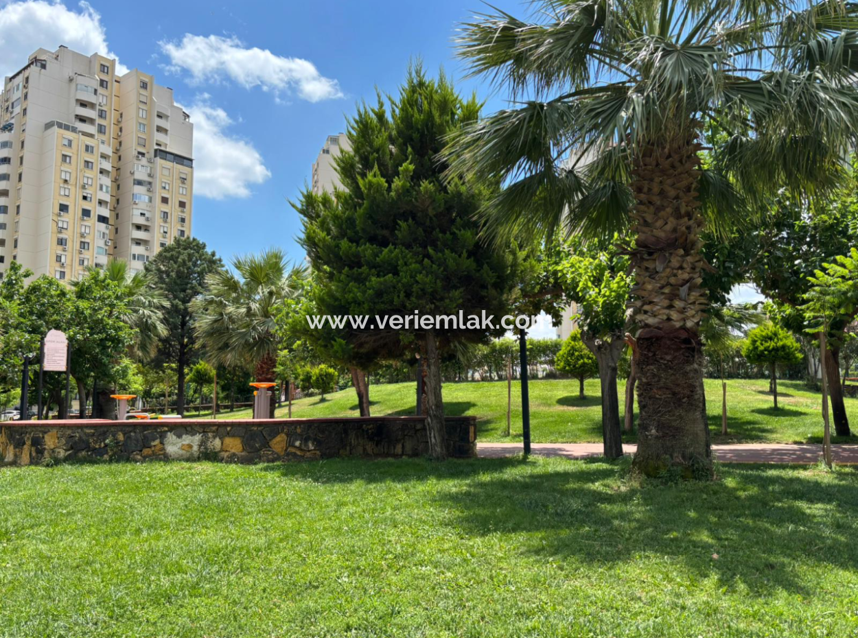 16. Stock Reihenhaus, 11 Wohnung Zu Miete In Karşıyaka Mavişehir Albatros
