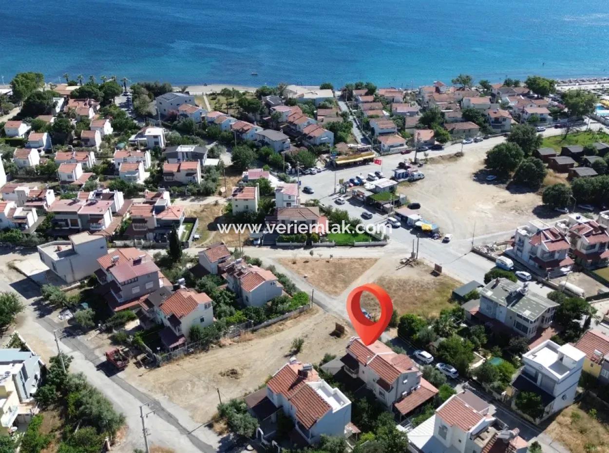 Sommervilla Zum Verkauf Mit Garten Auf Drei Seiten, Fußläufig Zum Akarca Beach