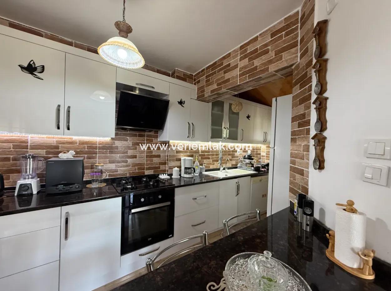 Sommervilla Zum Verkauf Mit Garten Auf Drei Seiten, Fußläufig Zum Akarca Beach