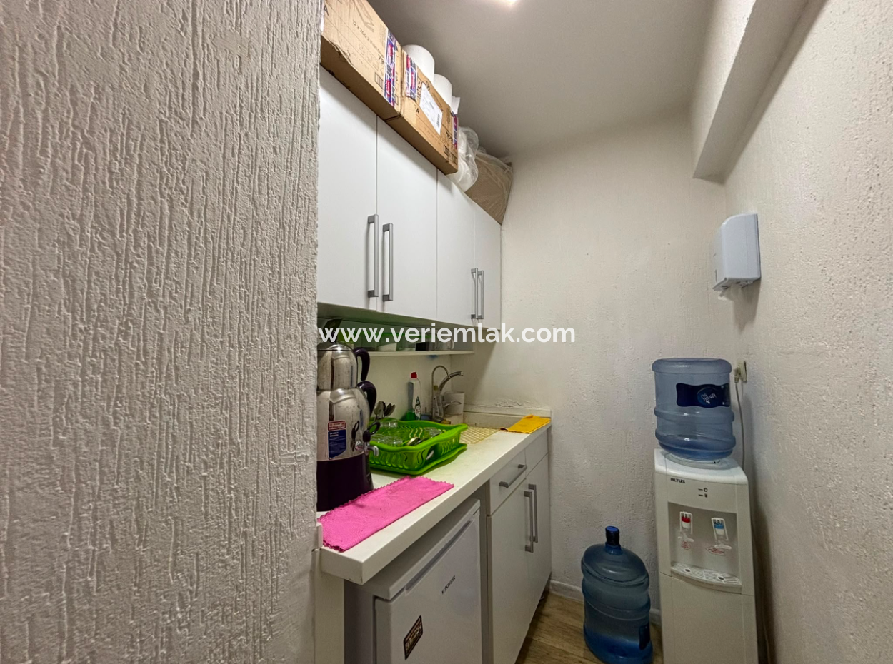 Alsancak Zypern Martyrs 1. Stock 1 1 1 110M² Büro/Arbeitsplatz Zu Mieten