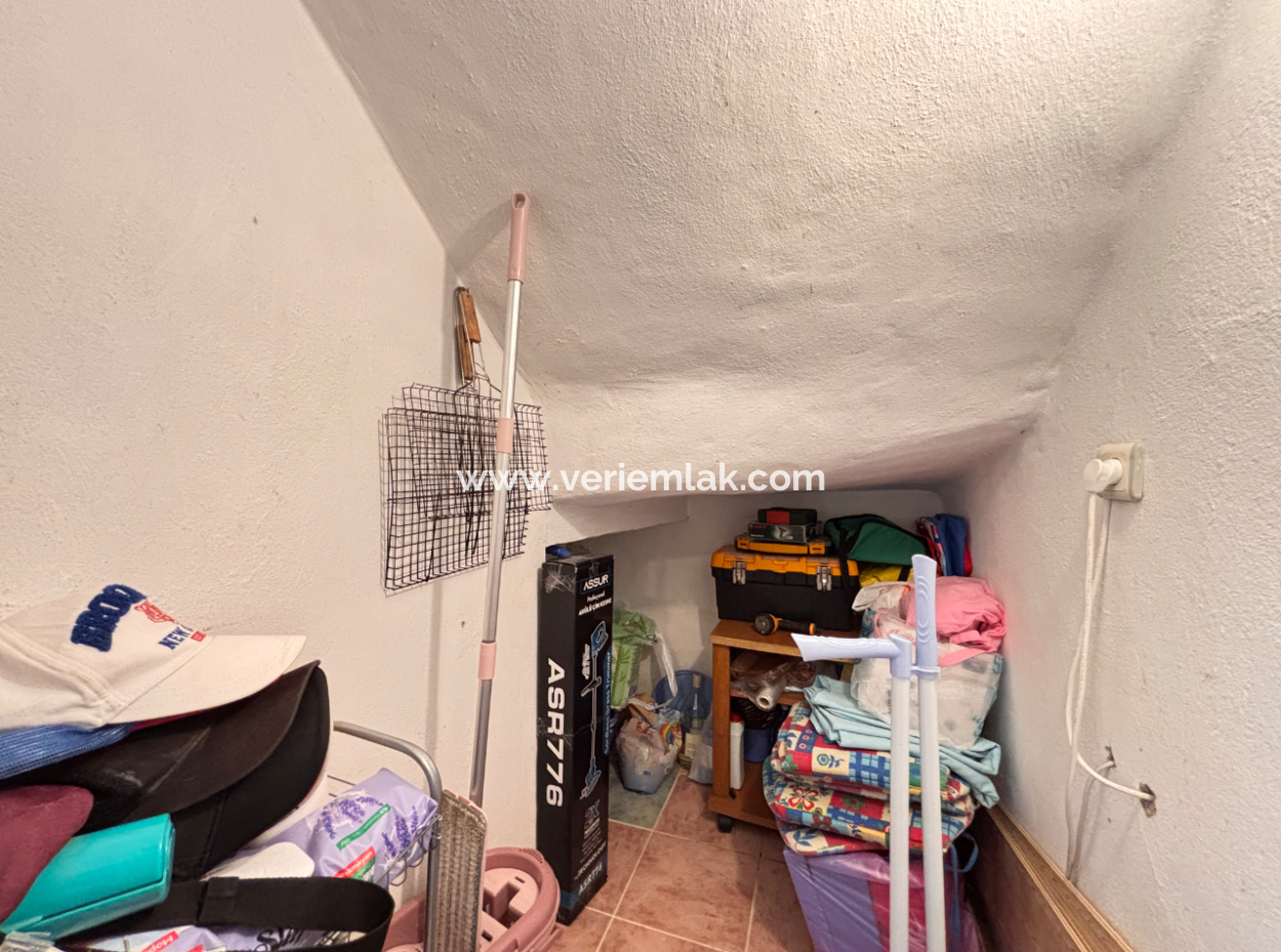 3 1 Freistehende Villa Zum Verkauf In Der Nähe Des Strandes Von Seferihisar Akarca