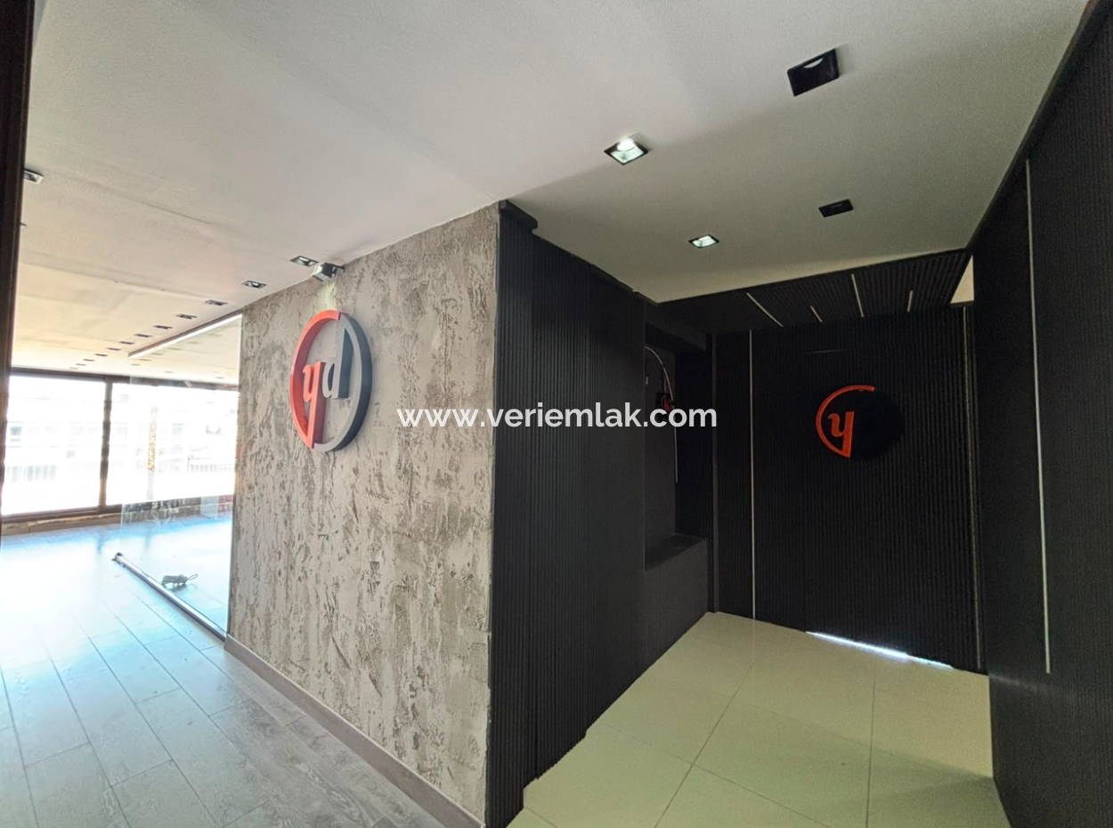 7. Stock, 410 M², Staffel, 3, 1 Wohnung Zu Mieten Mit Meerblick Auf Dem Alsancak Republikplatz!