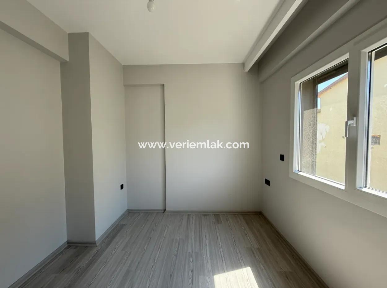 Brandneue 21-Wohnung Zum Verkauf Im Viertel Seferihisar Camikebir | Mit Balkon | Automatischer Verschluss | Arçelik Built-In | Mit Parken