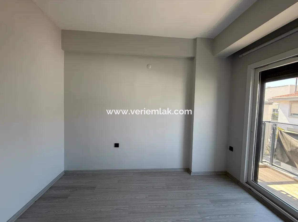 Brandneue 21-Wohnung Zum Verkauf Im Viertel Seferihisar Camikebir | Mit Balkon | Automatischer Verschluss | Arçelik Built-In | Mit Parken