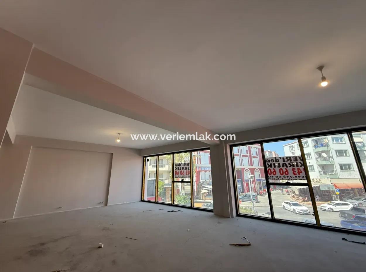 500 M² Großes Doppelhaus-Gewerbegebiet An Einer Angesehenen Lage Im Seferihisar Bazaar Center