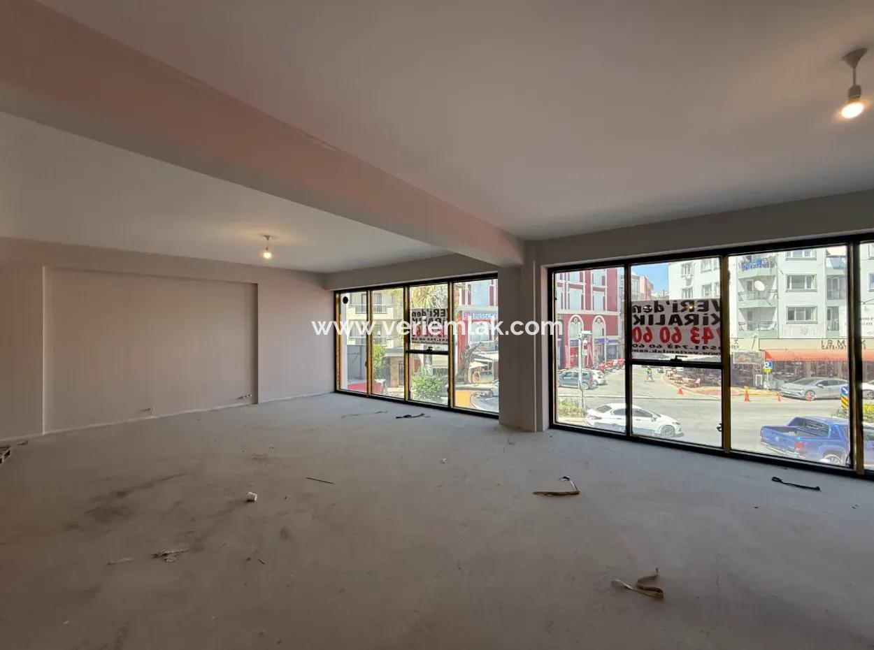 500 M² Großes Doppelhaus-Gewerbegebiet An Einer Angesehenen Lage Im Seferihisar Bazaar Center