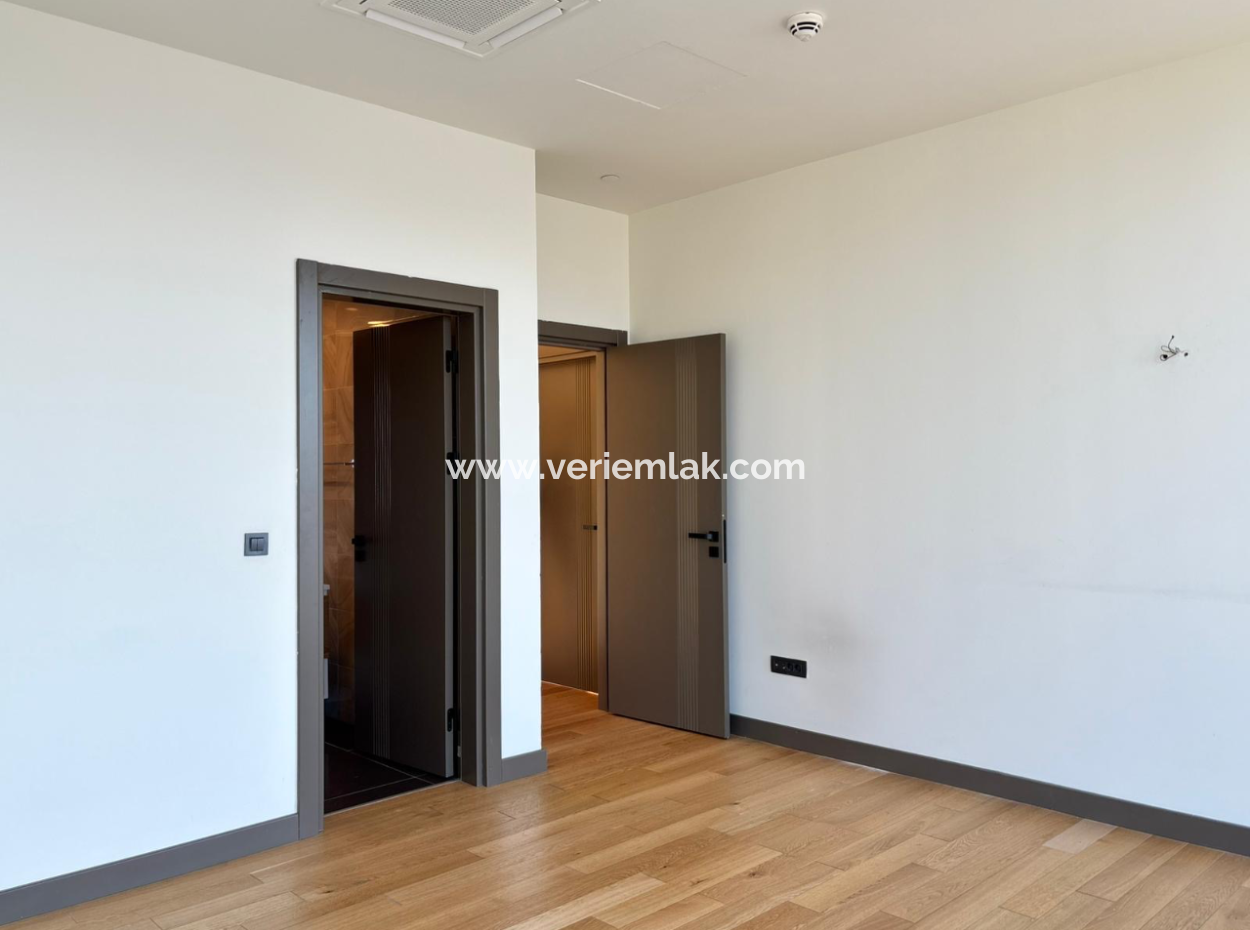 27. Etage 2 Eckwohnung Zur Miete Mit Herrlichem Blick In Mahall, Bomonti