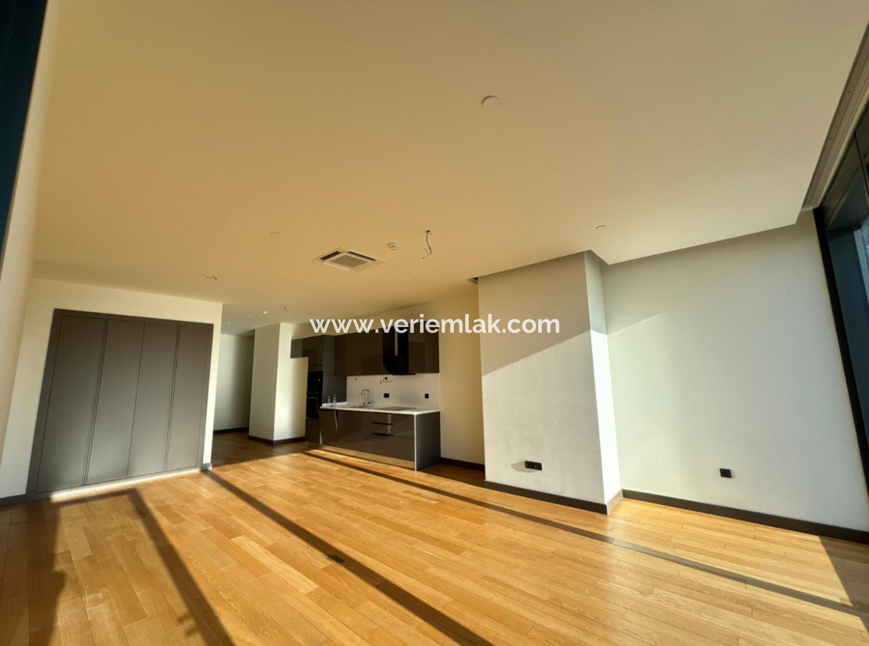 27. Etage 2 Eckwohnung Zur Miete Mit Herrlichem Blick In Mahall, Bomonti