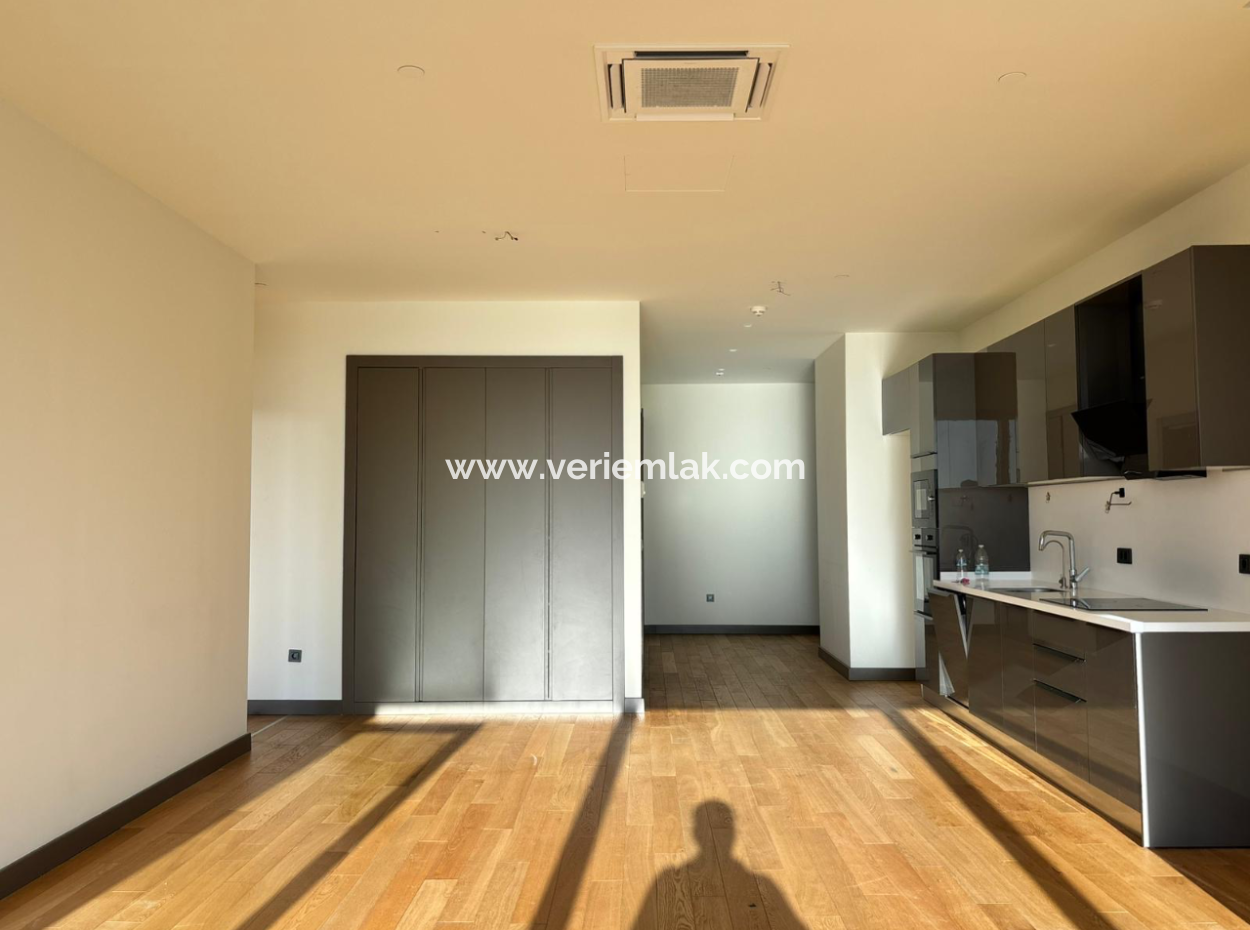 27. Etage 2 Eckwohnung Zur Miete Mit Herrlichem Blick In Mahall, Bomonti
