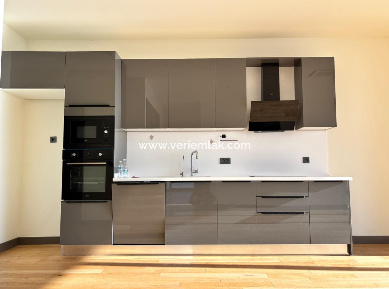 27. Etage 2 Eckwohnung Zur Miete Mit Herrlichem Blick In Mahall, Bomonti