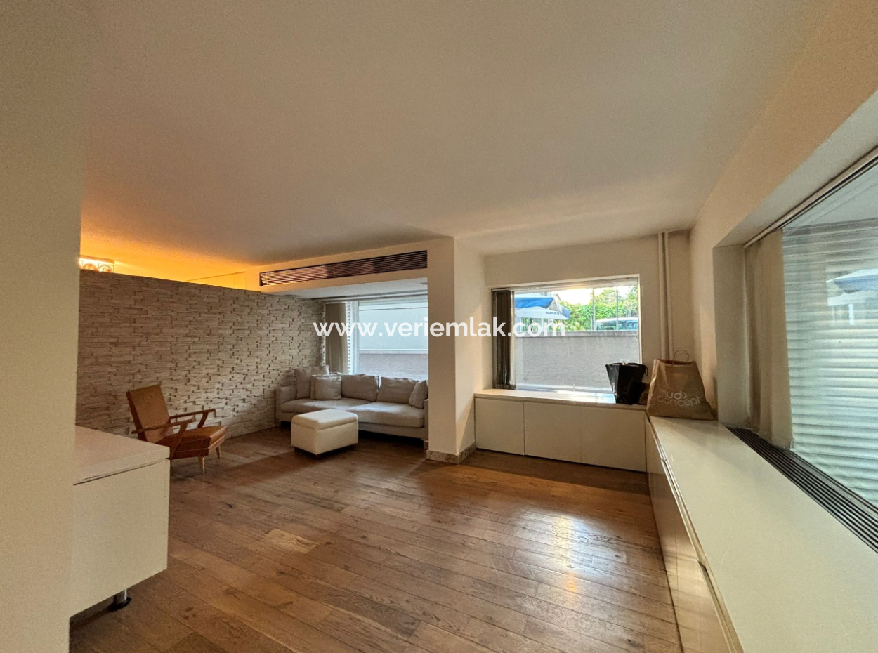 1 1 70M² Konzeptwohnung Zu Mieten Mit Fensterläden In Der Alsancak Libas Strasse