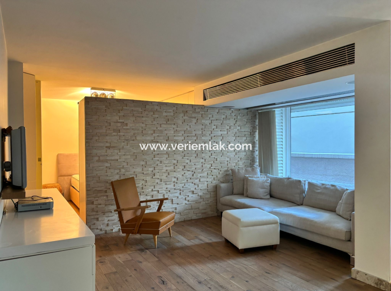 1 1 70M² Konzeptwohnung Zu Mieten Mit Fensterläden In Der Alsancak Libas Strasse