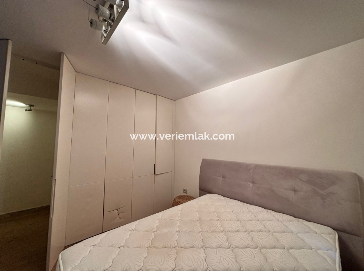 1 1 70M² Konzeptwohnung Zu Mieten Mit Fensterläden In Der Alsancak Libas Strasse