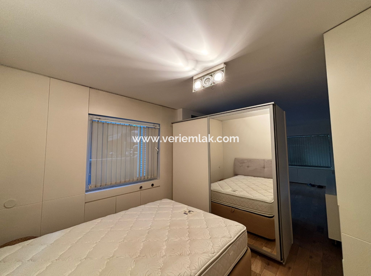 1 1 70M² Konzeptwohnung Zu Mieten Mit Fensterläden In Der Alsancak Libas Strasse
