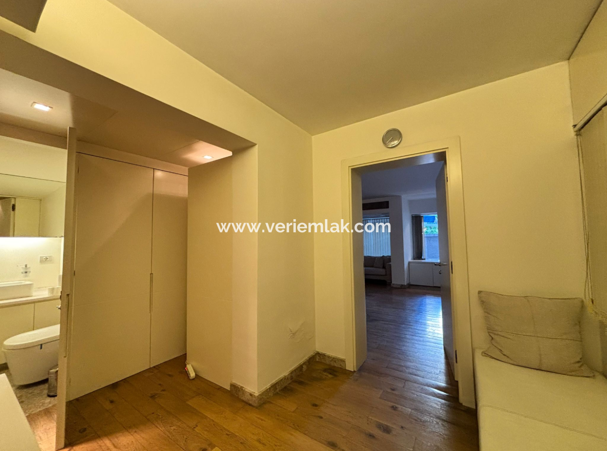 1 1 70M² Konzeptwohnung Zu Mieten Mit Fensterläden In Der Alsancak Libas Strasse