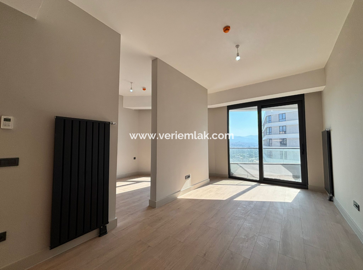 Alsancak Evora Projekt, 22. Stock, 1 Ecke City View Wohnung Zu Mieten!