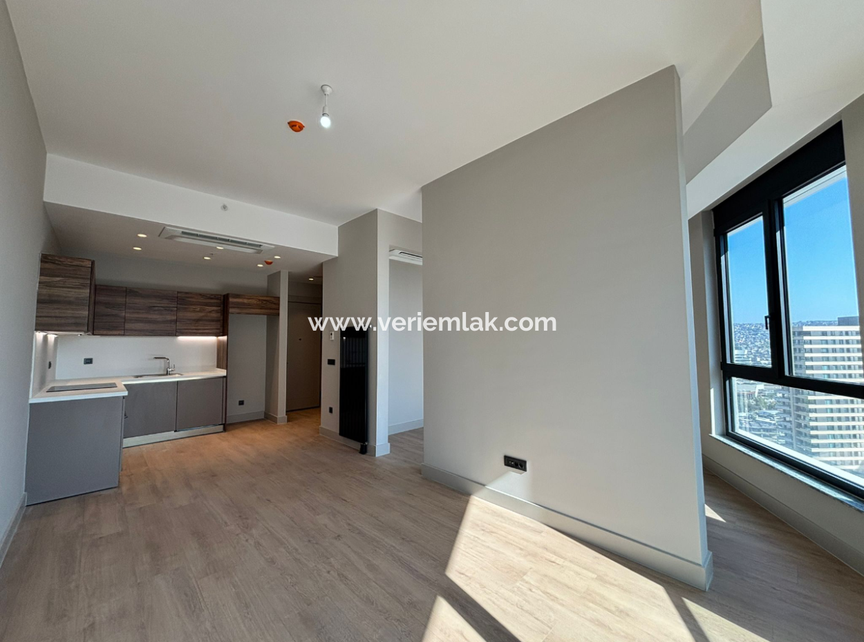 Alsancak Evora Projekt, 22. Stock, 1 Ecke City View Wohnung Zu Mieten!