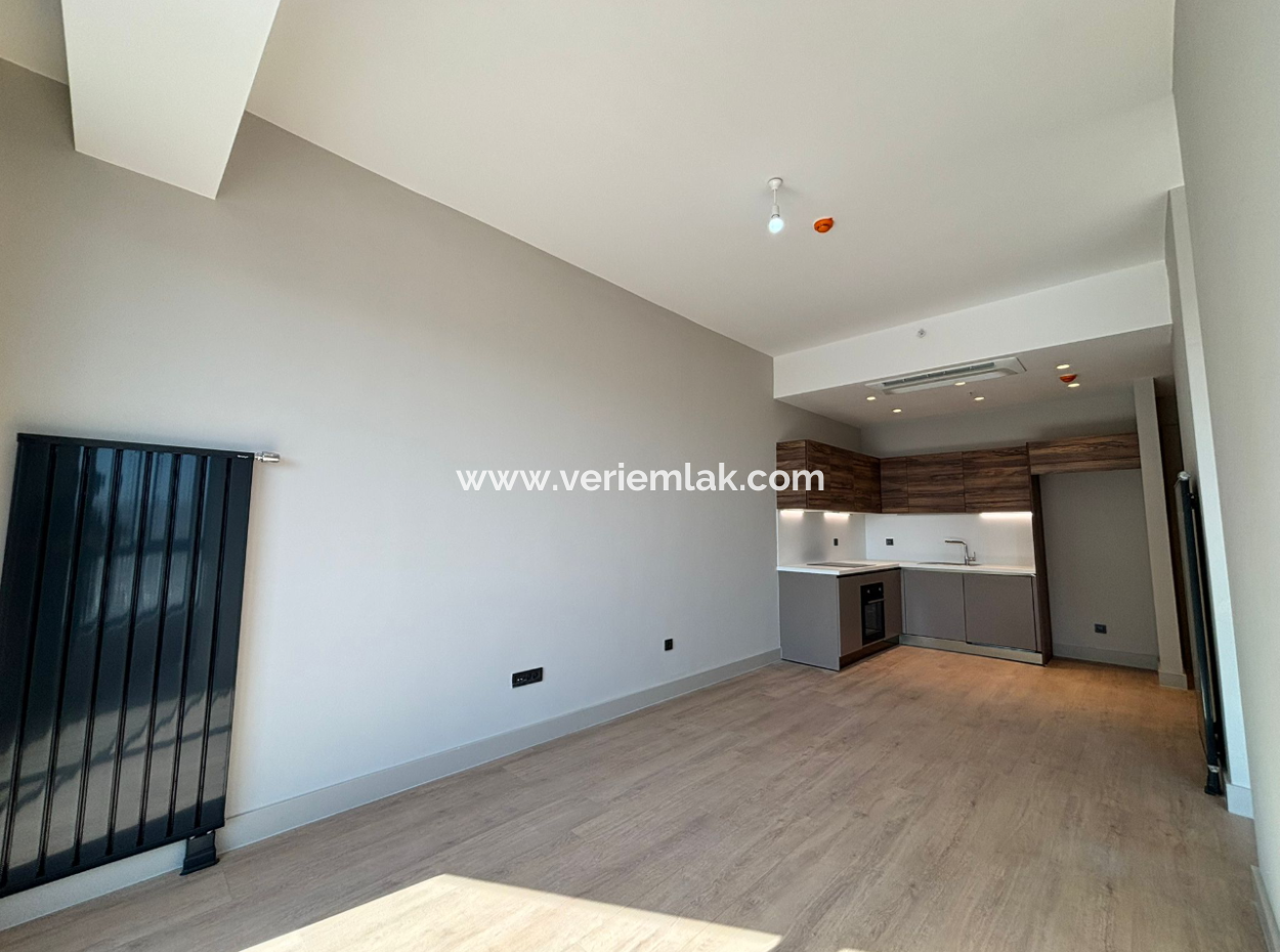 Alsancak Evora Projekt, 22. Stock, 1 Ecke City View Wohnung Zu Mieten!