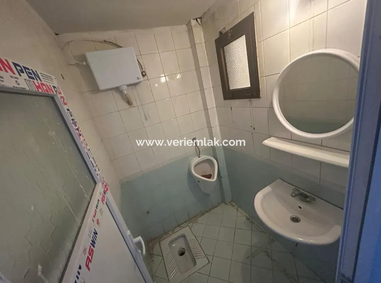 70 M² Geschäft Zur Vermietung In Kemeralti 1St Beyler