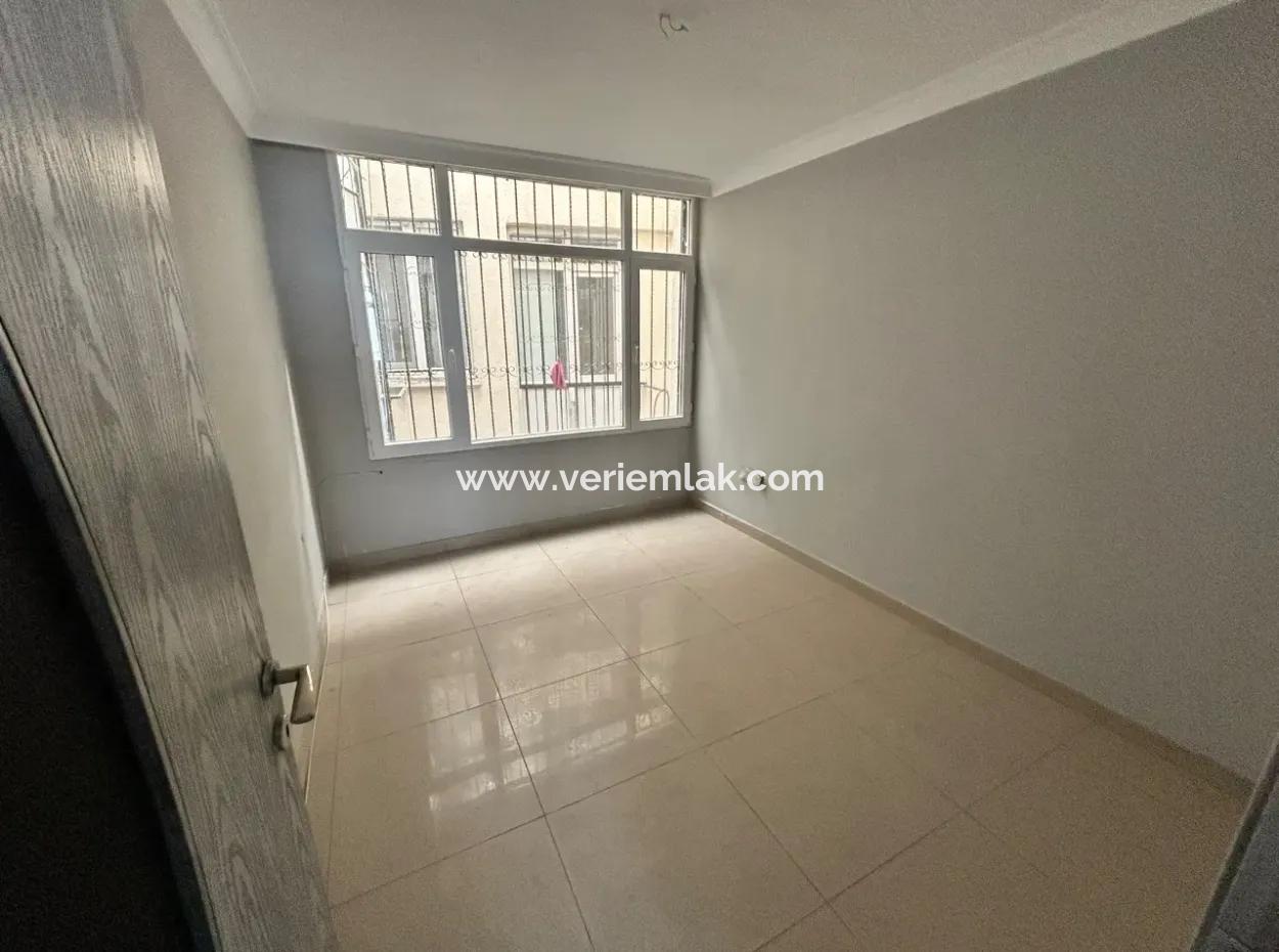 100M2 2 1 Büro Zu Mieten Am Talatpaşa-Boulevard, Gegenüber Von Migros