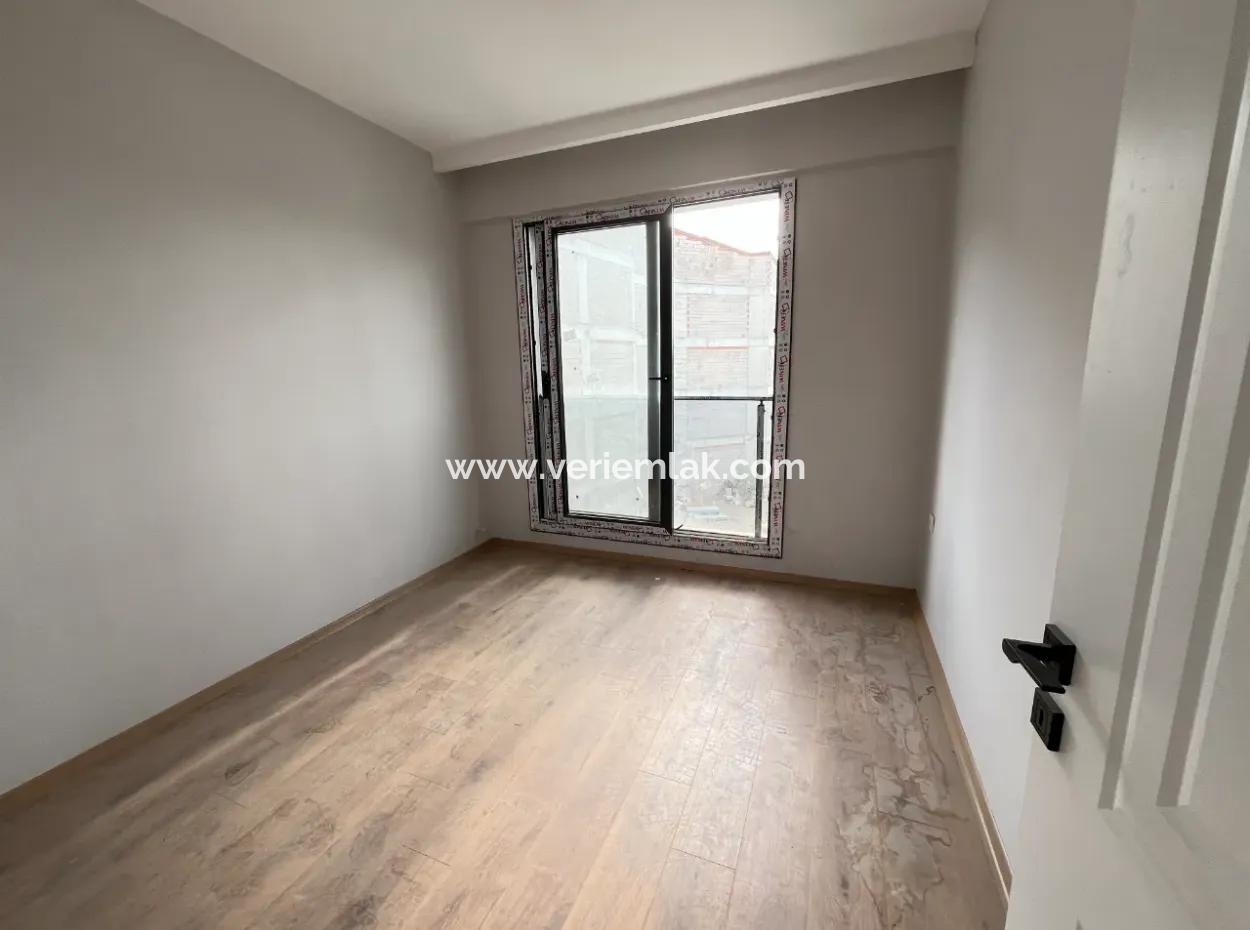 11-Wohnung Zur Miete Im Seferihisar Center