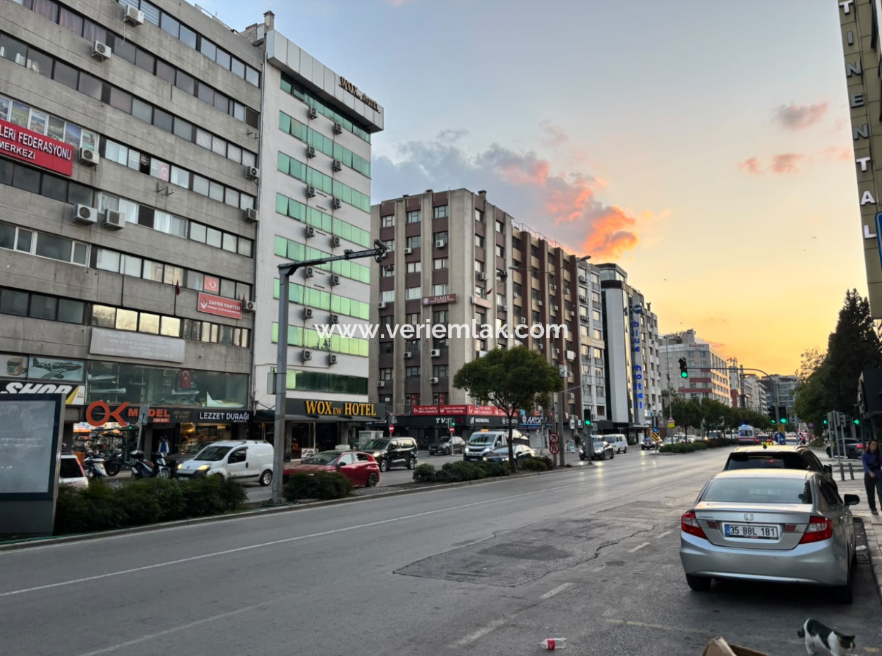 150 M² Gut Gepflegtes, Geschlossenes Geschäft Zu Mieten In Alsancak Kahramanlar