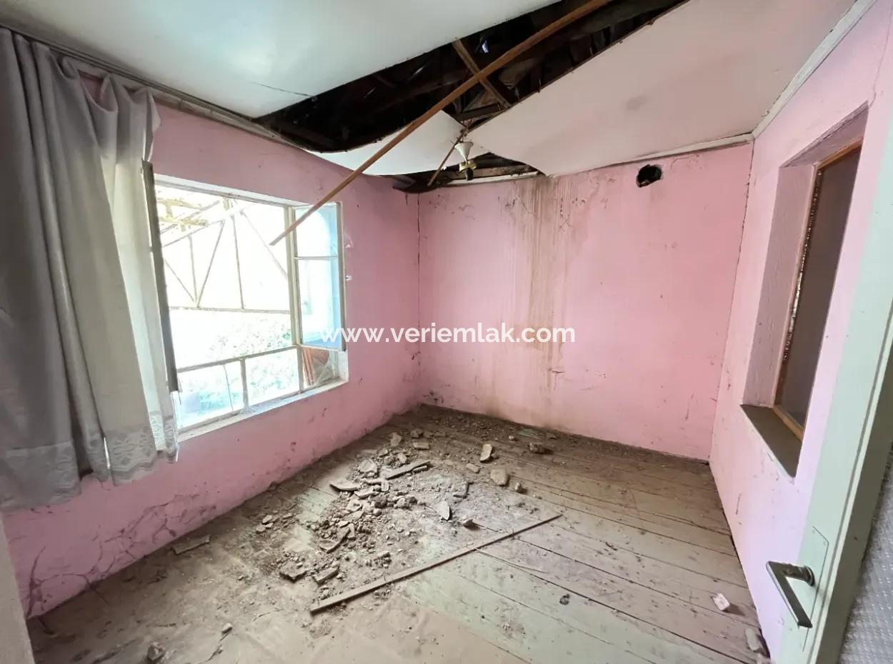 Einstehendes Haus Zum Verkauf In Kemalpaşa Halilbeyli Auf Einem 229 M² Großen Grundstück