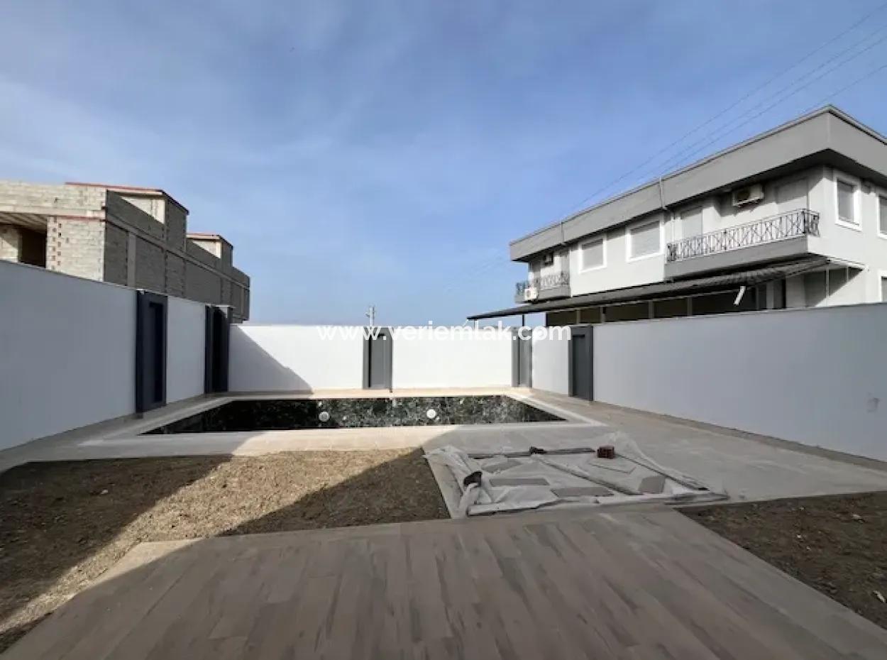 6 1 Neue Villa Mit Pool In Seferihisar Akarca