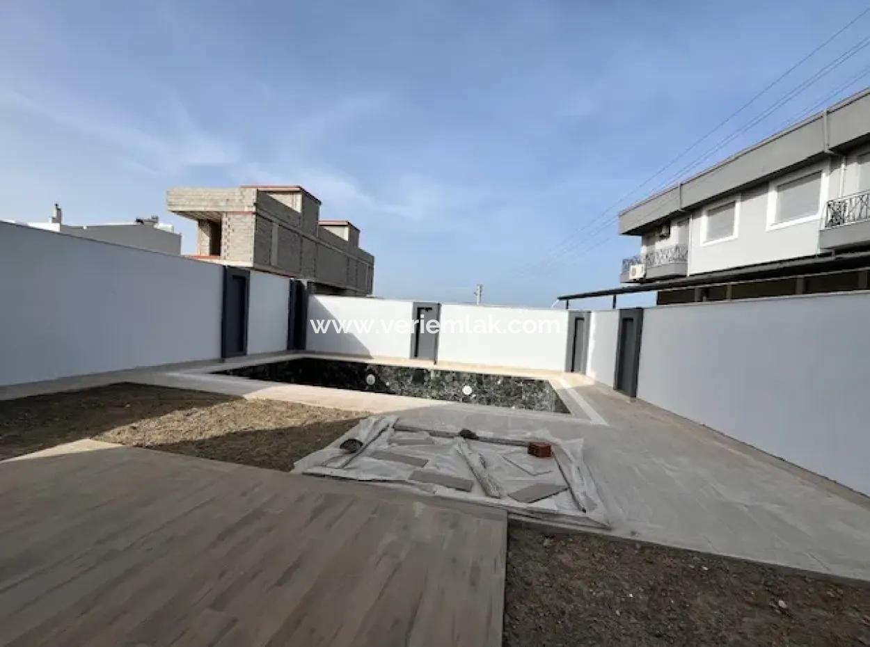 6 1 Neue Villa Mit Pool In Seferihisar Akarca