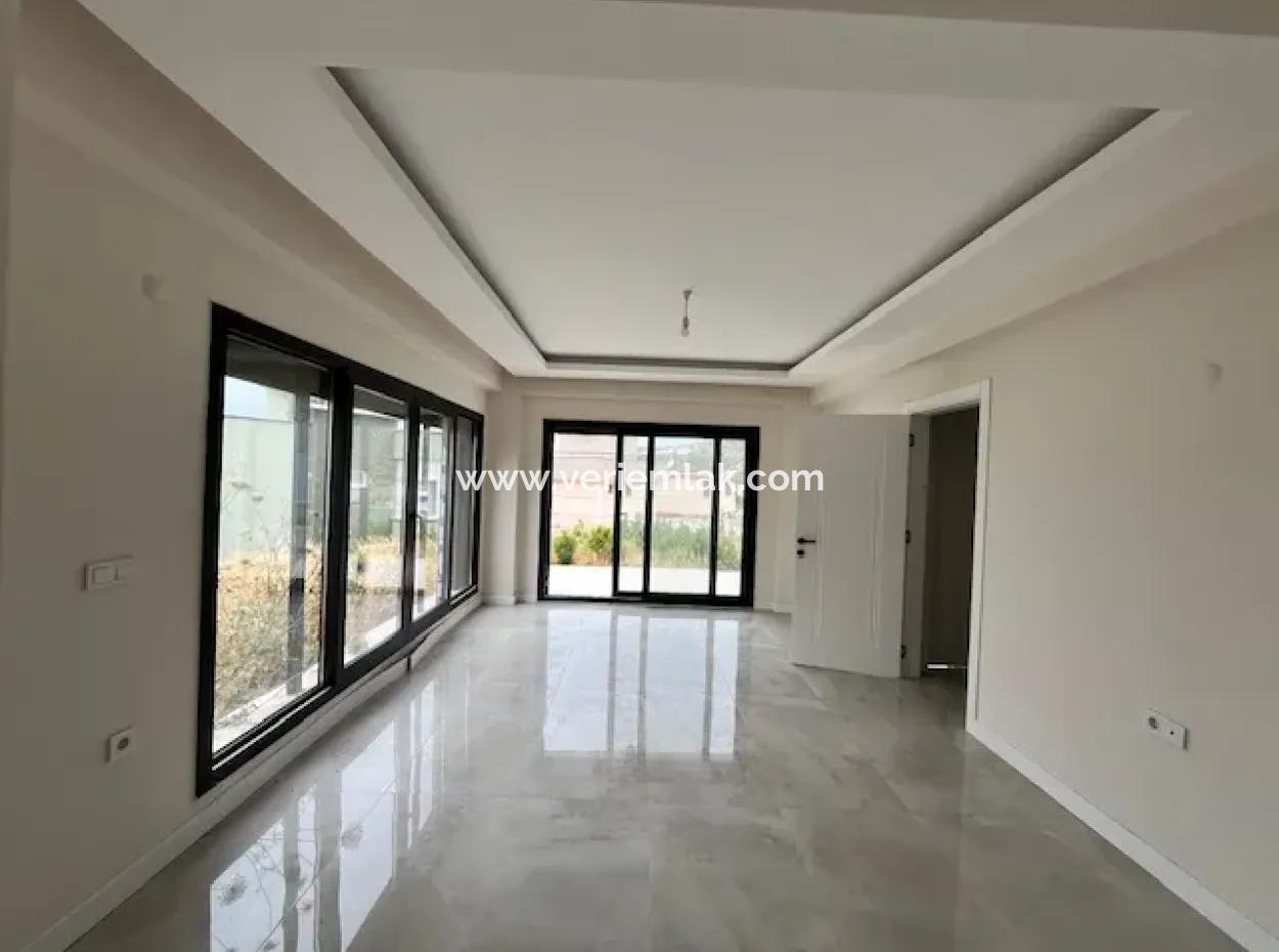 Villa Zu Verkaufen In Girlen District, Seferihisar Sığacık