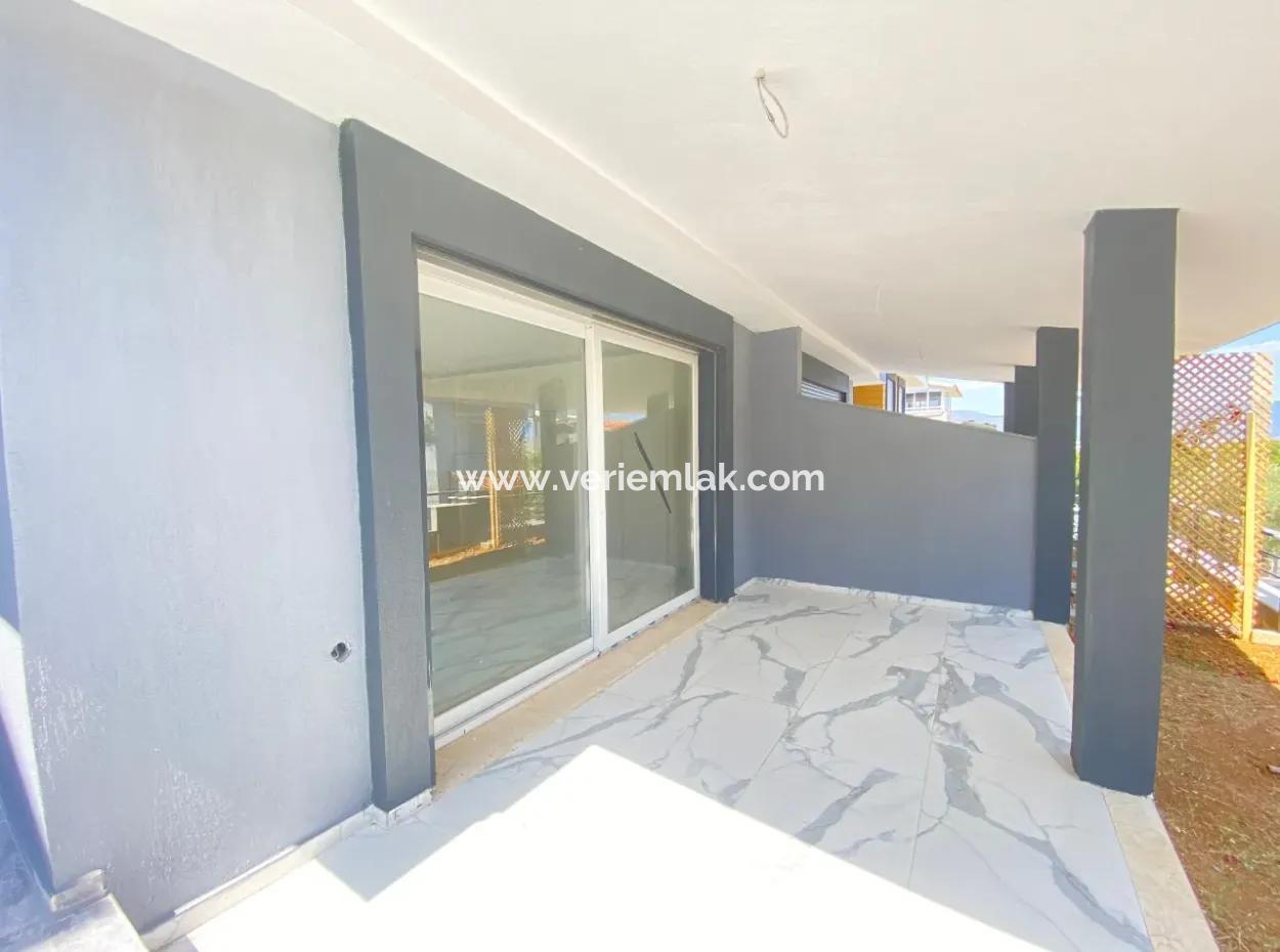 Triplex Villa Zum Verkauf Mit Meer- Und Naturblick Im Doğanbeyde-Komplex