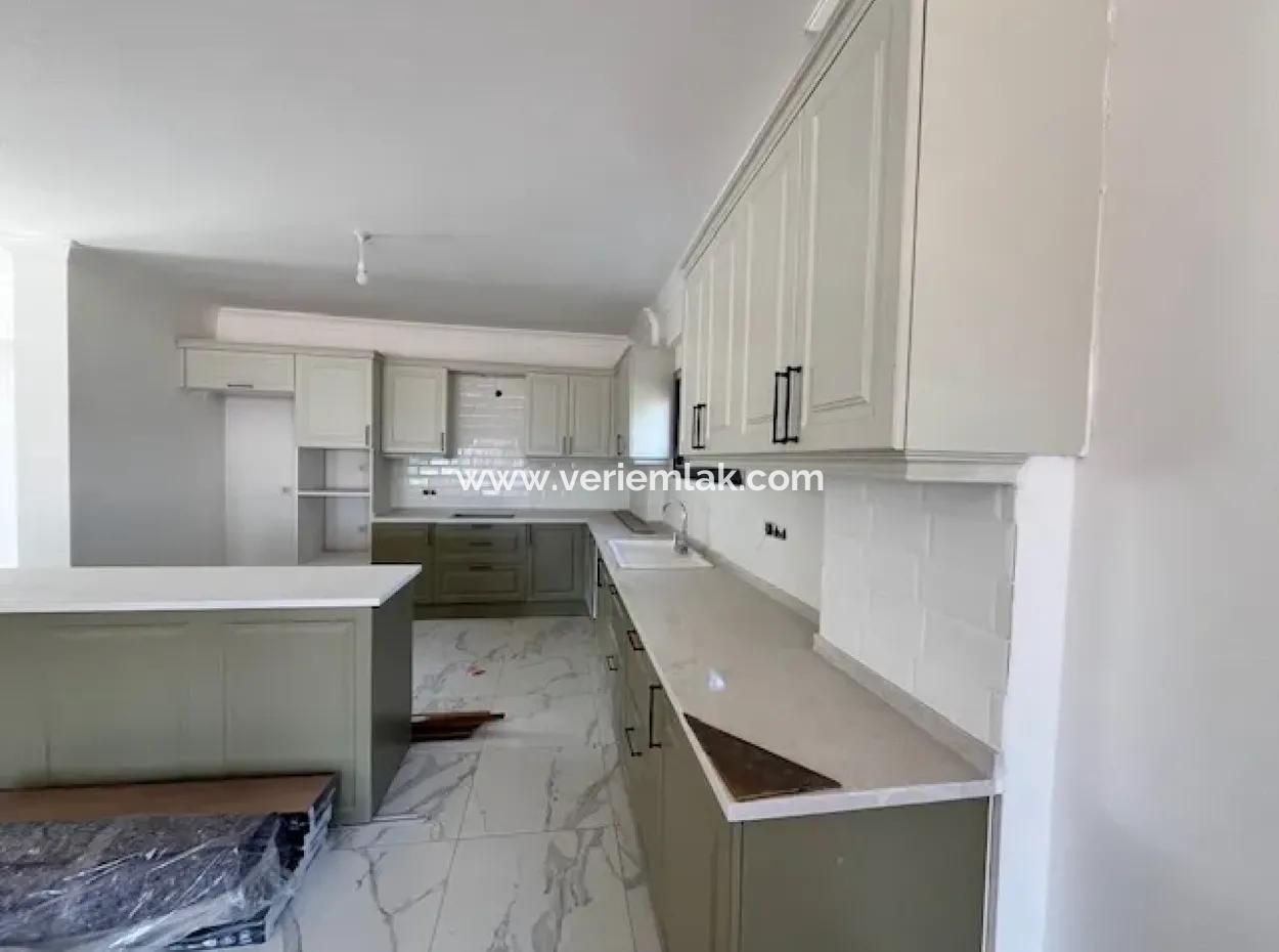 5 In 1 Luxusvilla Mit Pool In Kavakdere, Seferihisar